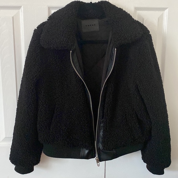 Blank NYC Teddy Jacket Bomber Black size Small - Picture 10 of 14